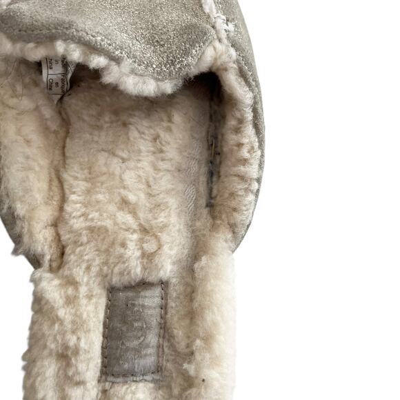 UGG Lane Metallic Gold Loafer Slippers Sherling Lined Comfort Shoes Size 6 - Picture 6 of 8